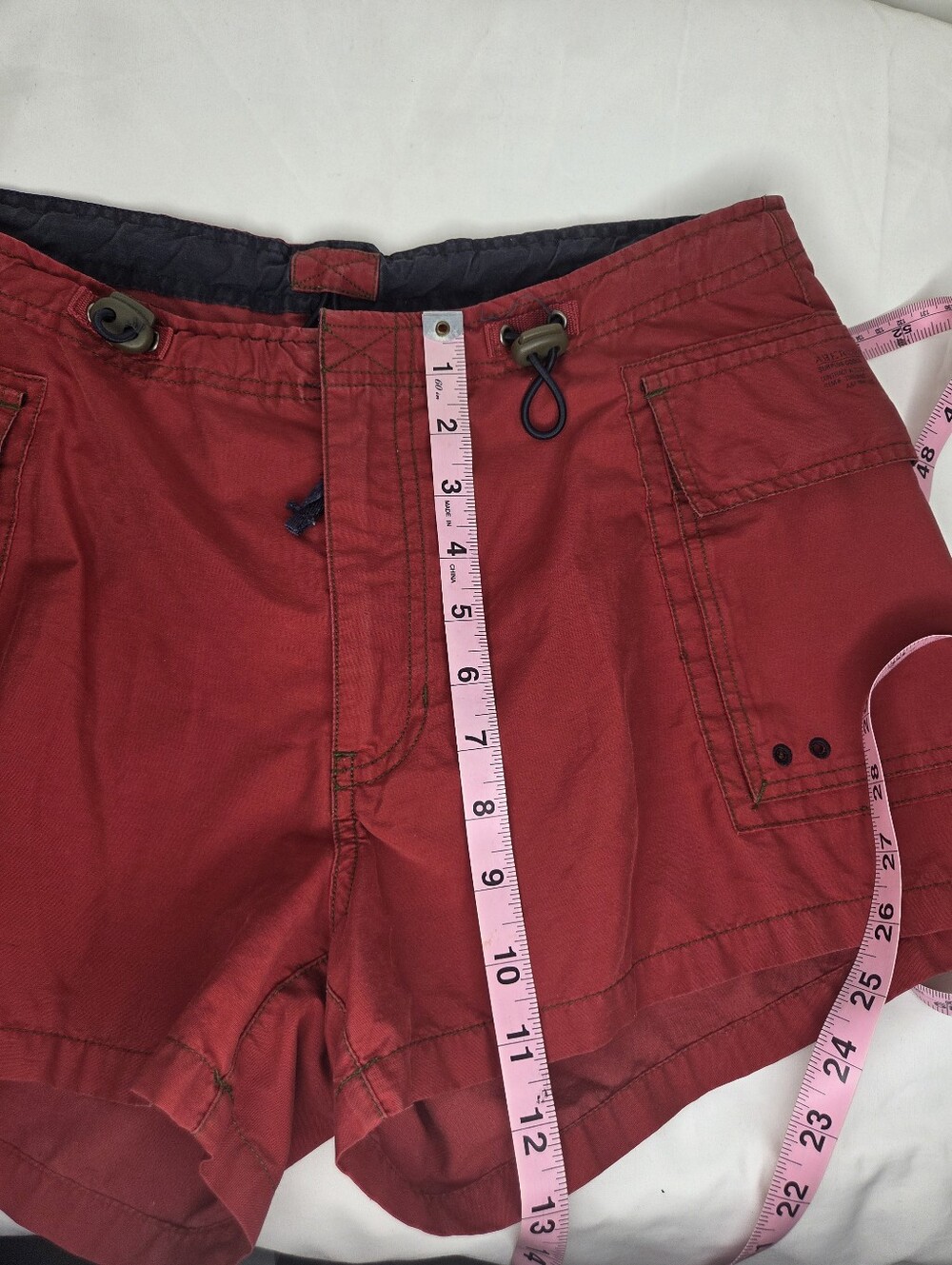 Abercrombie&Fitch Size 6 Red Shorts with Zipper & Waist Tab And Side Pockets - Picture 8 of 11